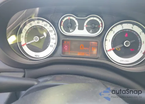 2015 Fiat 500L Lounge z USA, uszkodzony, nr VIN ZFBCFACH4FZ033352